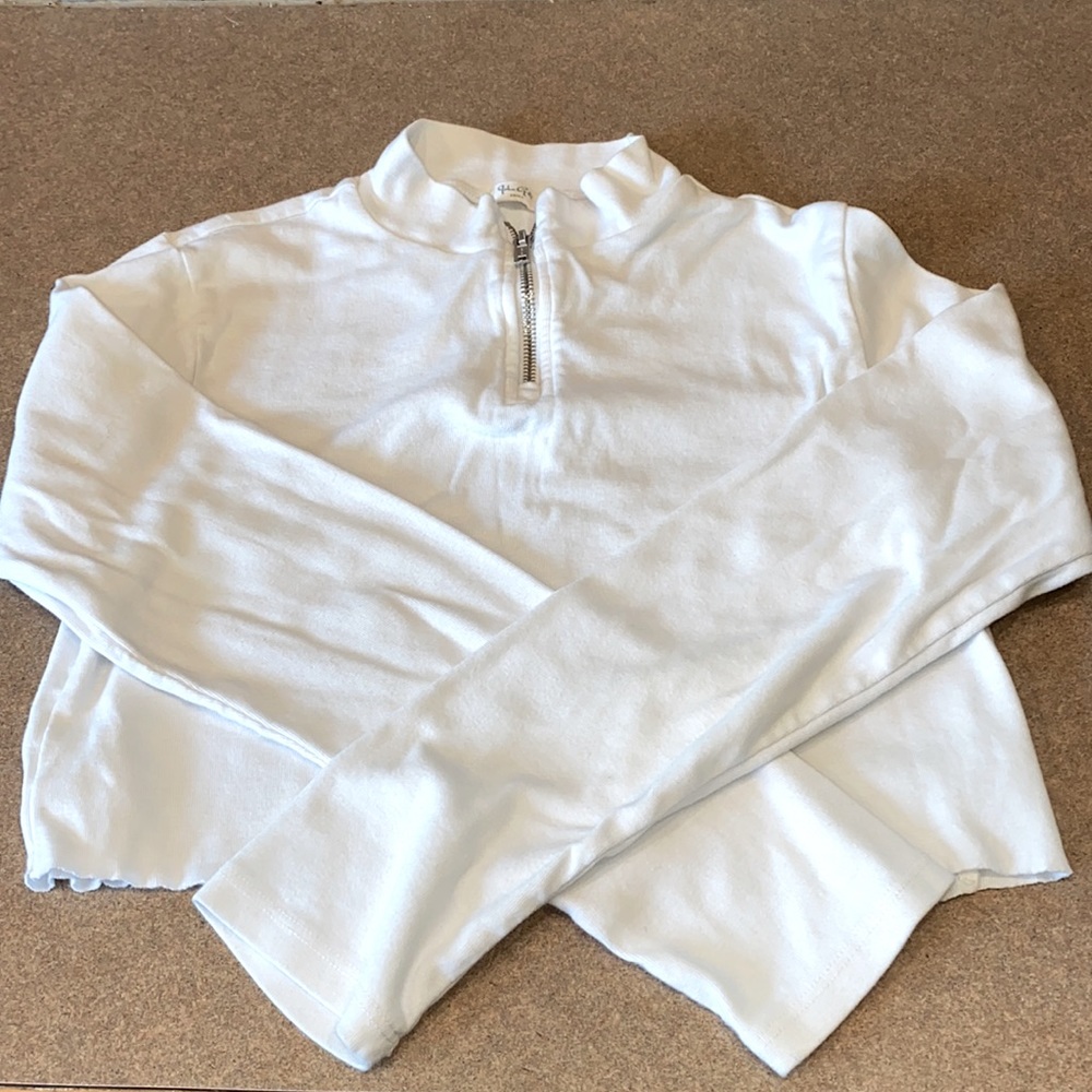 Brandy Melville John Galt cropped shirt, small